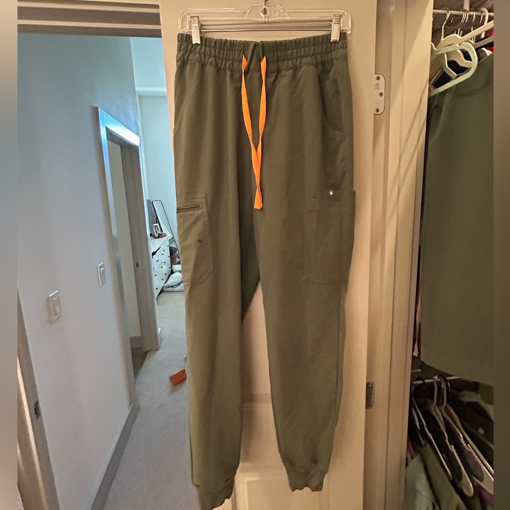 Figs moss joggers, size small TALL